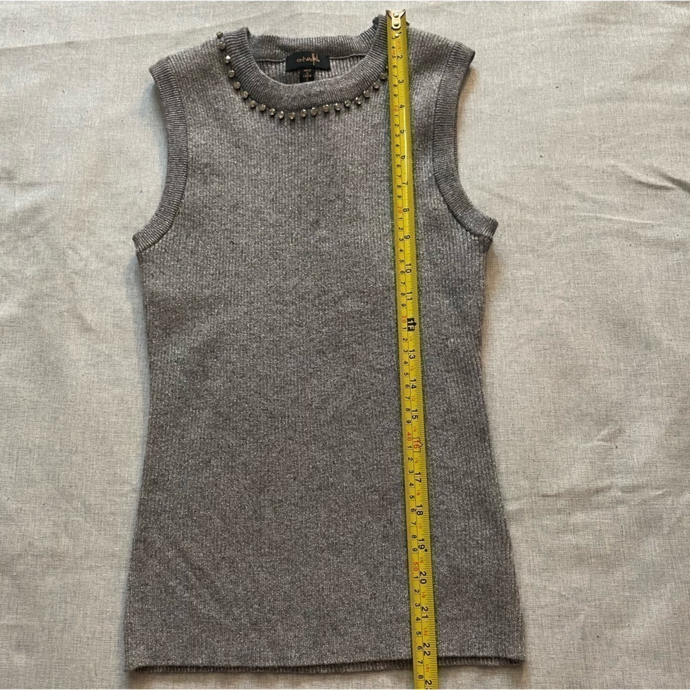 Ontwelfth Silver with rhinestones around neck Sweater Tank size small - Picture 10 of 10